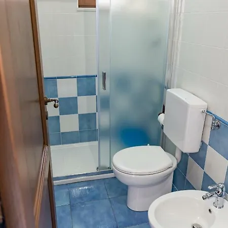 Maddalena 24 House Апартаменты Липари