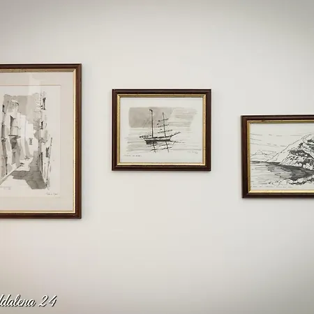 Maddalena 24 House شقة *